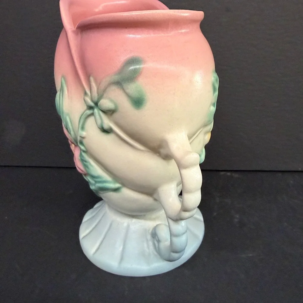 Vintage Hull Art Pottery Wildflower Vase W-5-6.5 Pink Blue Matte Cornucopia 6.75